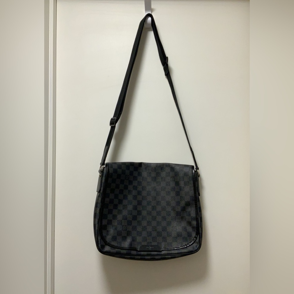 Louis Vuitton mens briefcase